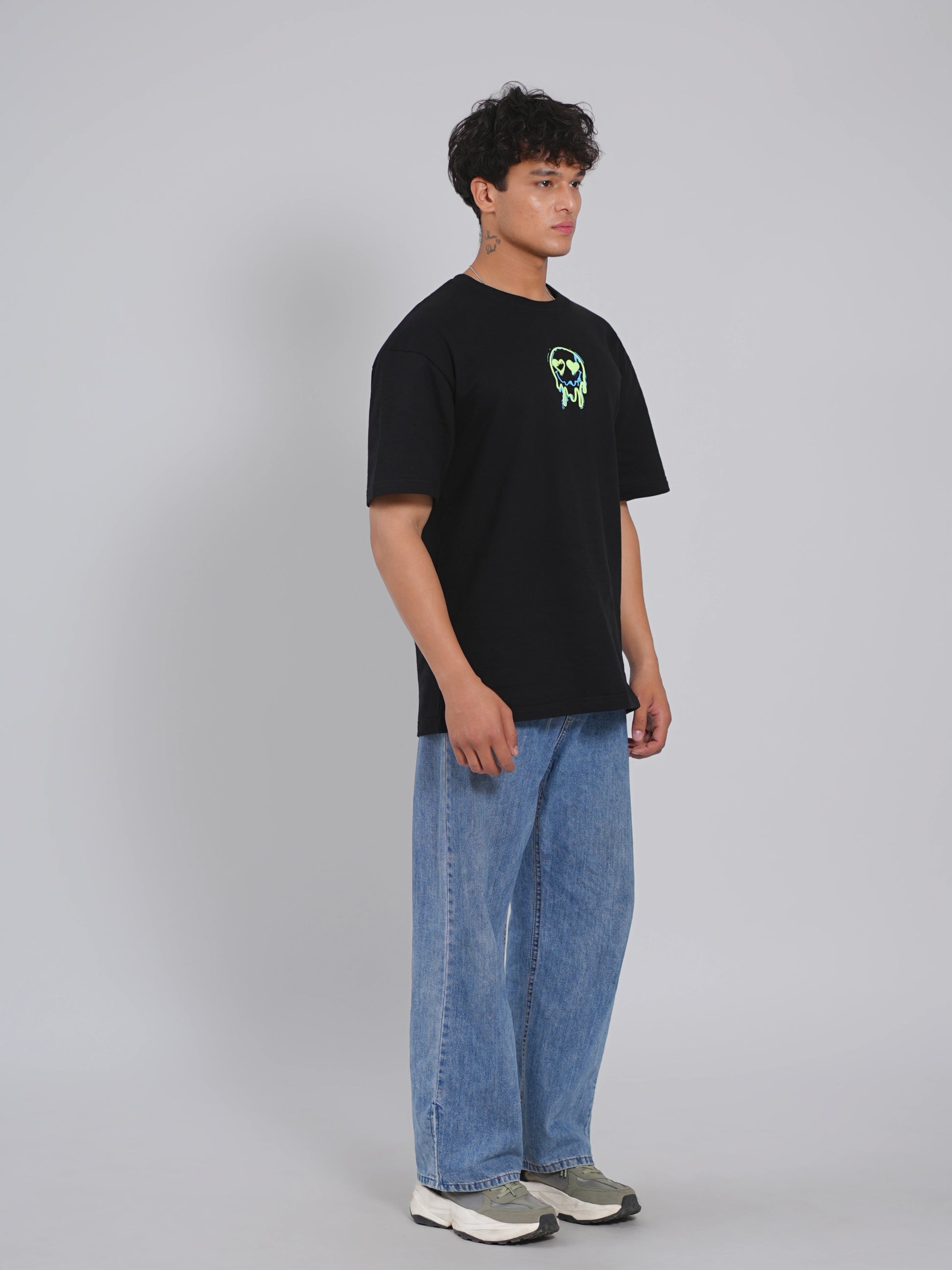 Lovestruck Angel Oversized Tee - Tactlifestyle 