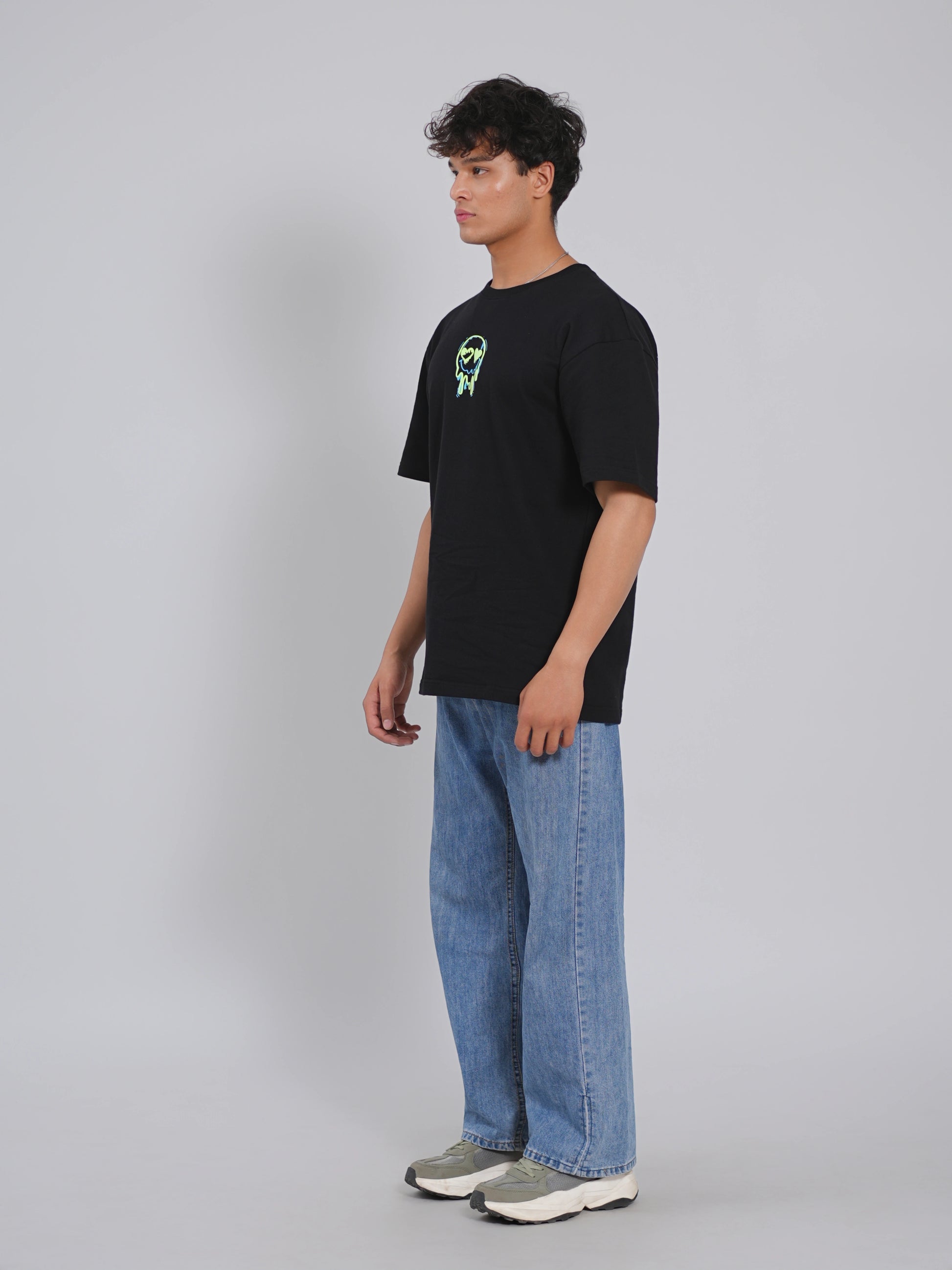 Lovestruck Angel Oversized Tee - Tactlifestyle 